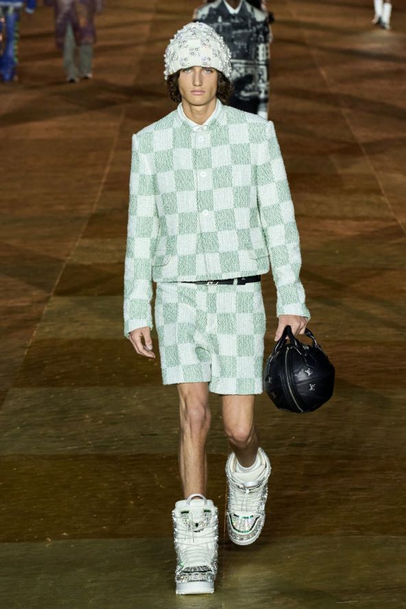 Pharrell Williams modni debi za Louis Vuitton održana revija u Parizu