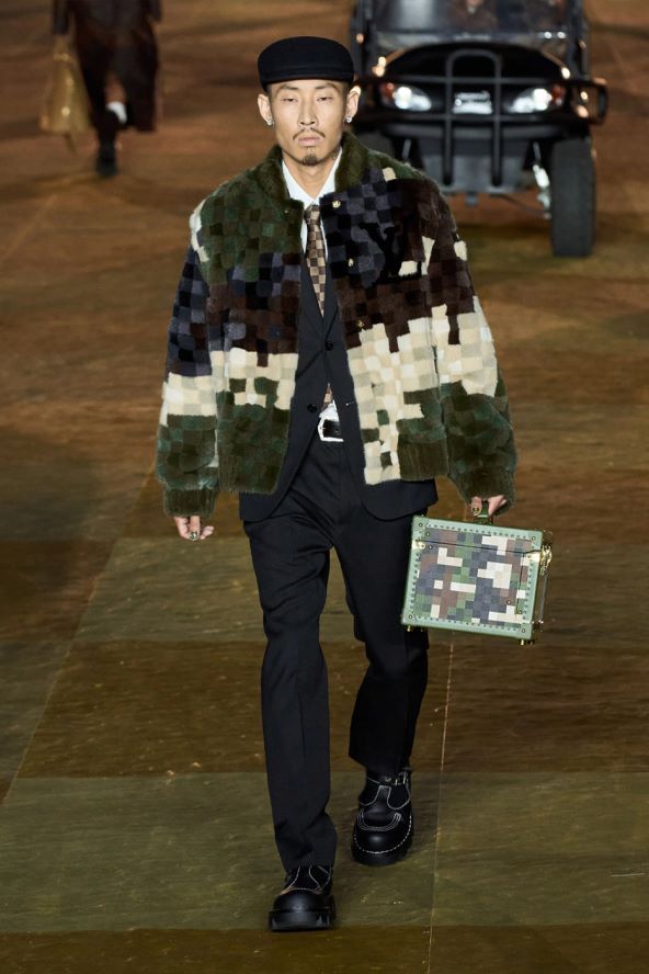 Pharrell Williams modni debi za Louis Vuitton održana revija u Parizu
