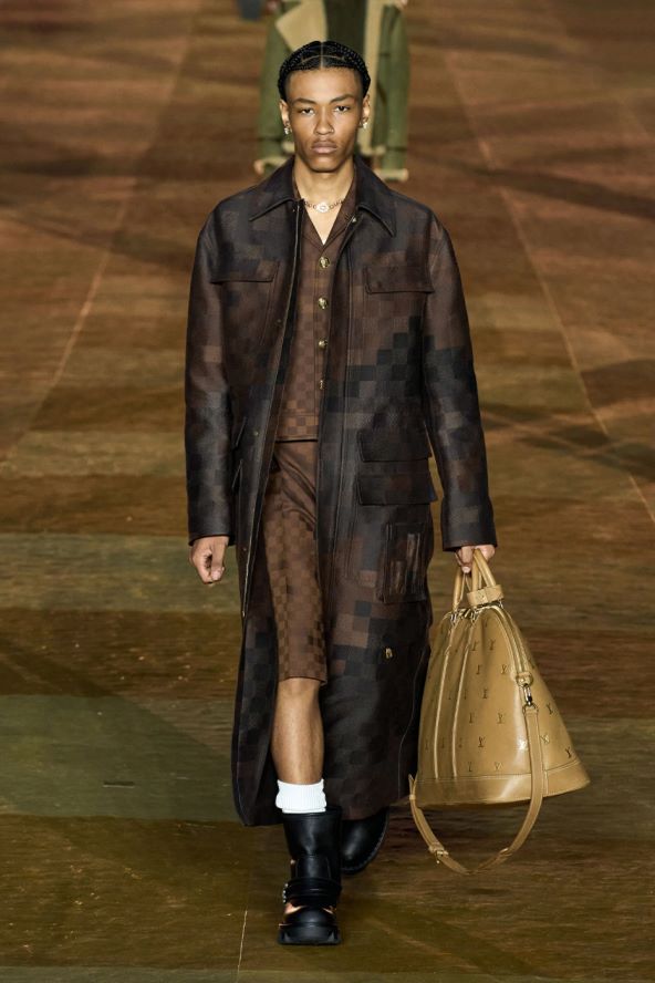 Pharrell Williams modni debi za Louis Vuitton održana revija u Parizu