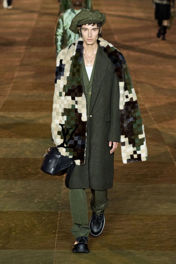 Pharrell Williams modni debi za Louis Vuitton održana revija u Parizu