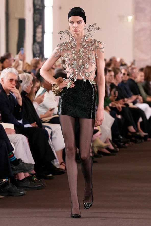 Schiaparelli održana modna revija na Tjednu visoke mode u Parizu za jesen 2023