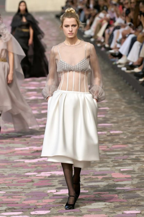 Chanel održao reviju uz obalu rijeke u sklopu Tjedna visoke mode za jesen 2023