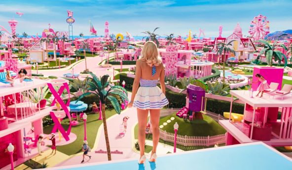 Barbie modne lookove potpisuju luksuzne modne kuće