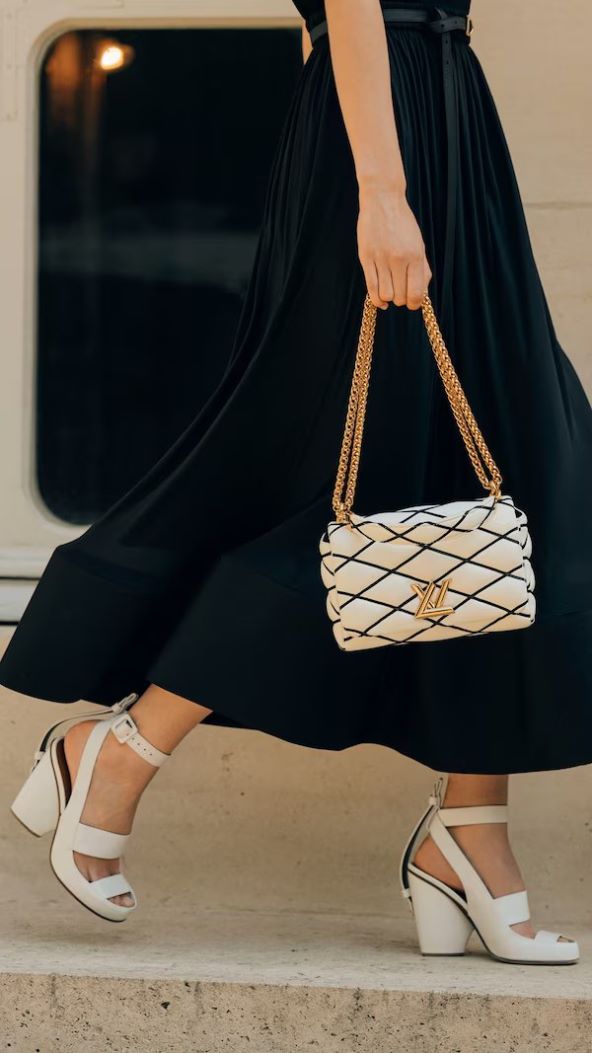 Ovo je novi model Louis Vuitton luksuzne torbe GO-14