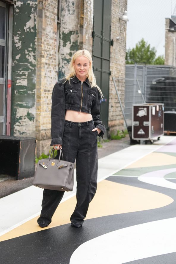 40 street style inspiracija kako nositi traper jesen 2023
