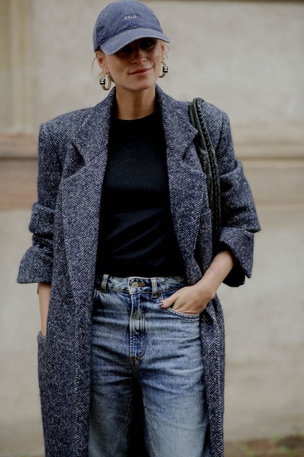 40 street style inspiracija kako nositi traper jesen 2023