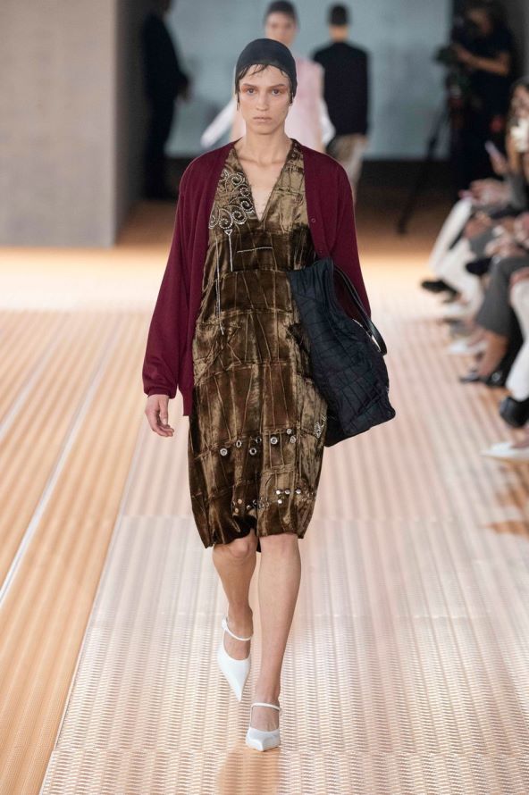 Prada modna revija proljeće 2024 tjedan mode Milano