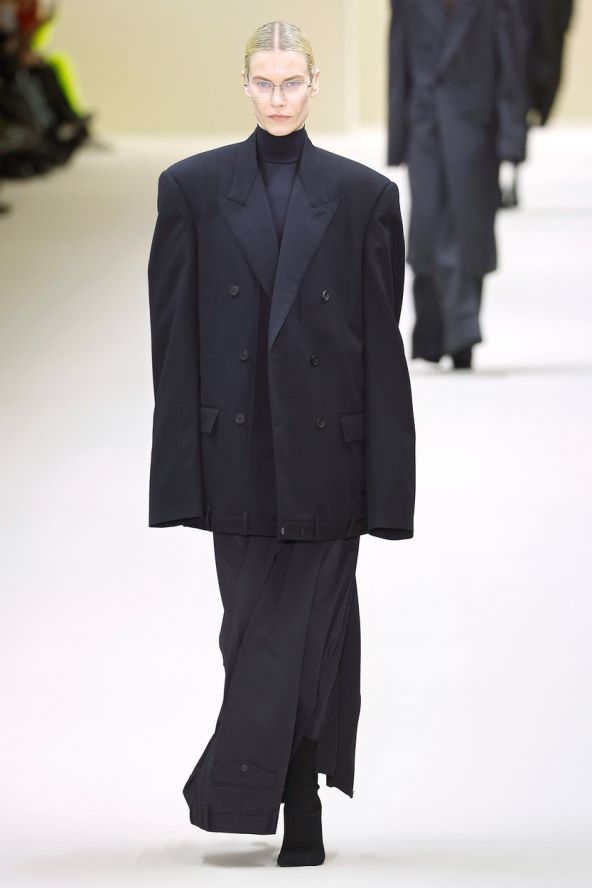 Modni trend jesen 2023 power dressing blejzeri i odijela