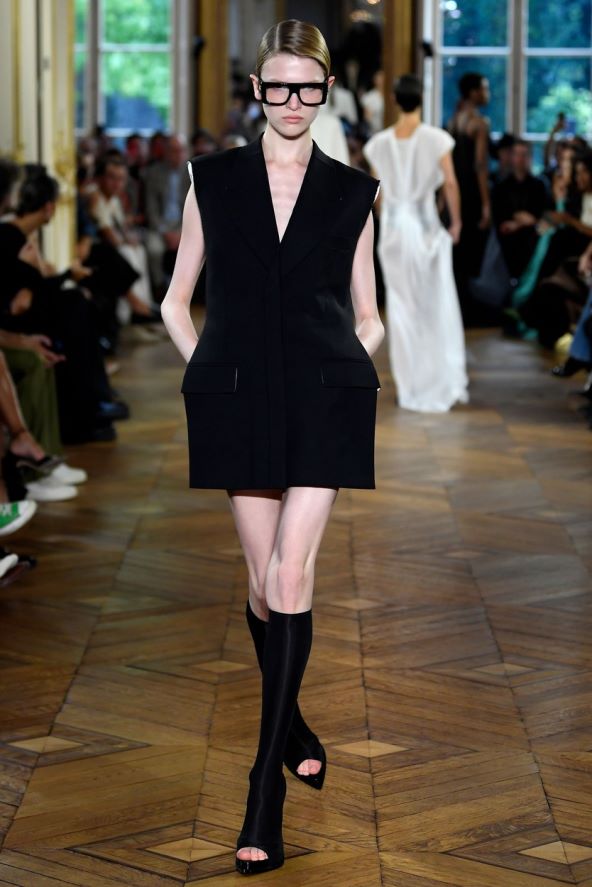Victoria Beckham revija proljeće 2023 Tjedan mode Pariz