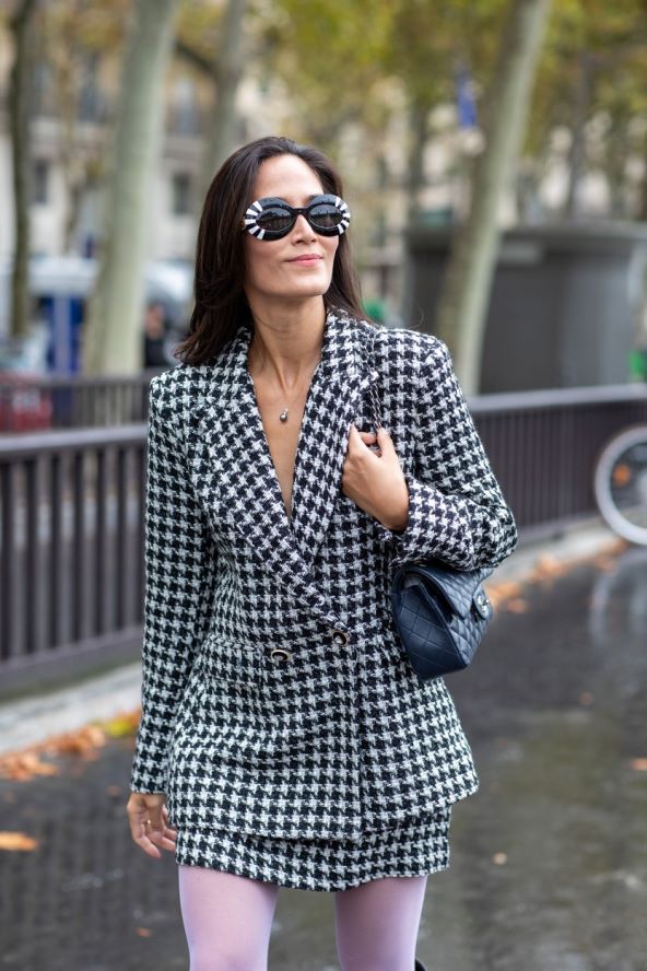 Street style ideje kako nositi blejzere i jakne jesen 2023