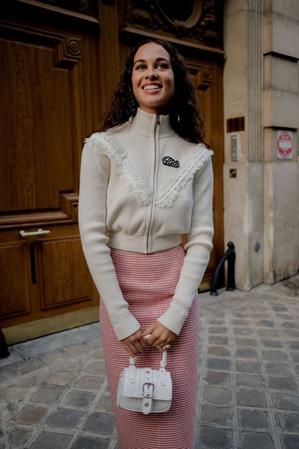 Street style ideje kako nositi blejzere i jakne jesen 2023