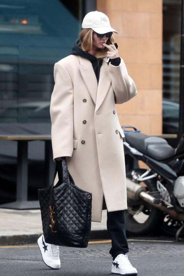 Modni stil Rosie Huntington-Whiteley nosi tihi luksuz