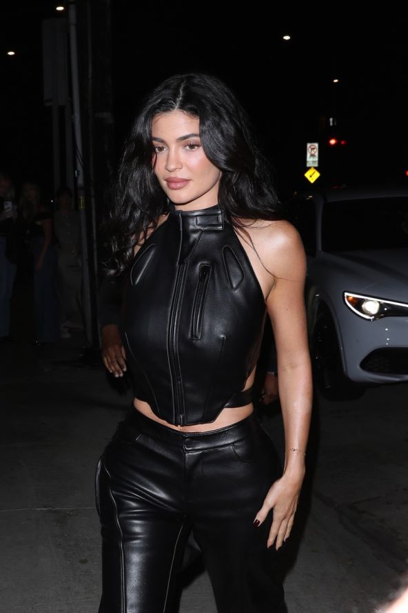 Kylie Jenner pokazala kako izgleda khy kolekcija odjeće