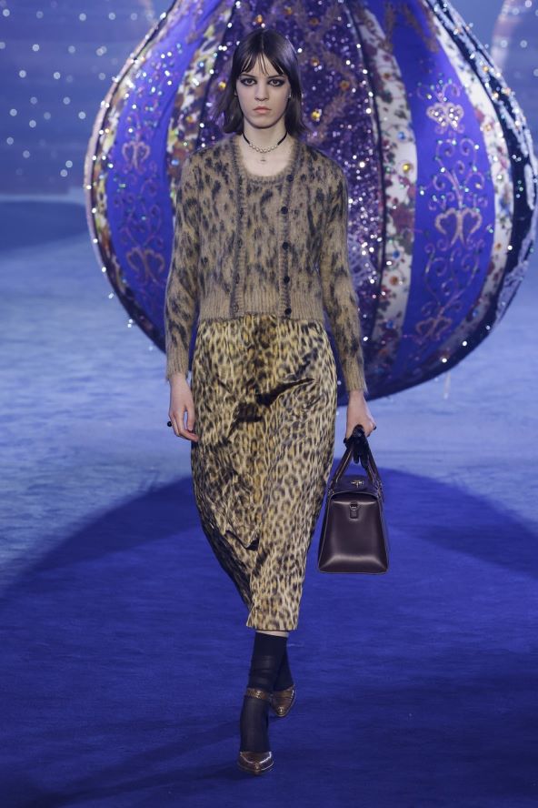 Leopard uzorak trend 2024