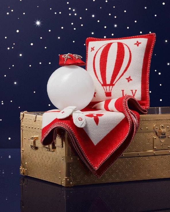 Louis Vuitton romantična zimska kolekcija za bebe 2023