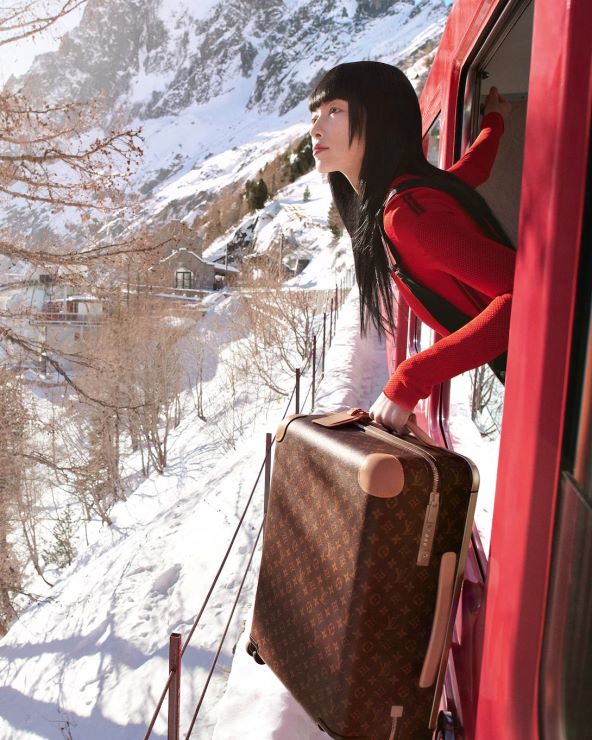 Louis Vuitton predstavio kampanju za luksuznu prtljagu Horizons Never End zima 2023