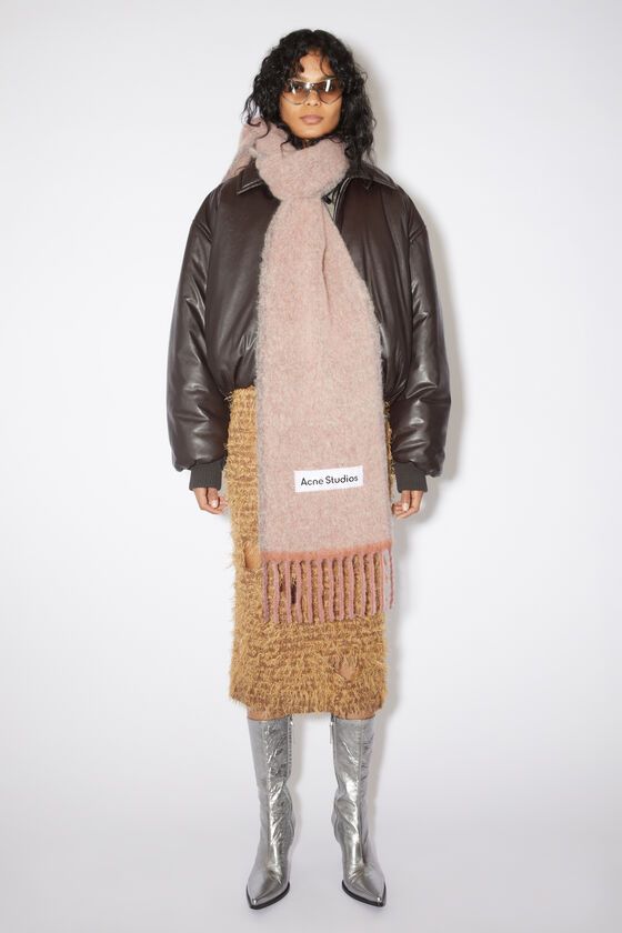 Acne Studios šalovi