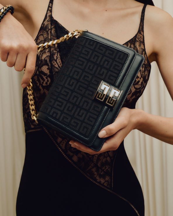 Givenchy elegantna blagdanska kolekcija 2023