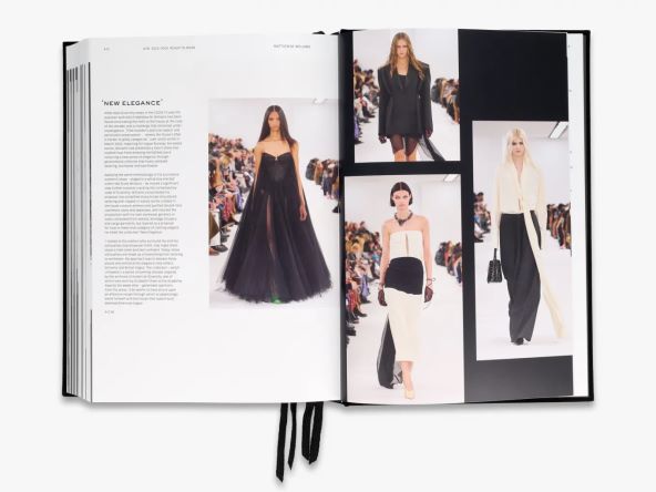 Atraktivna knjiga o visokoj modi Givenchy Catwalk