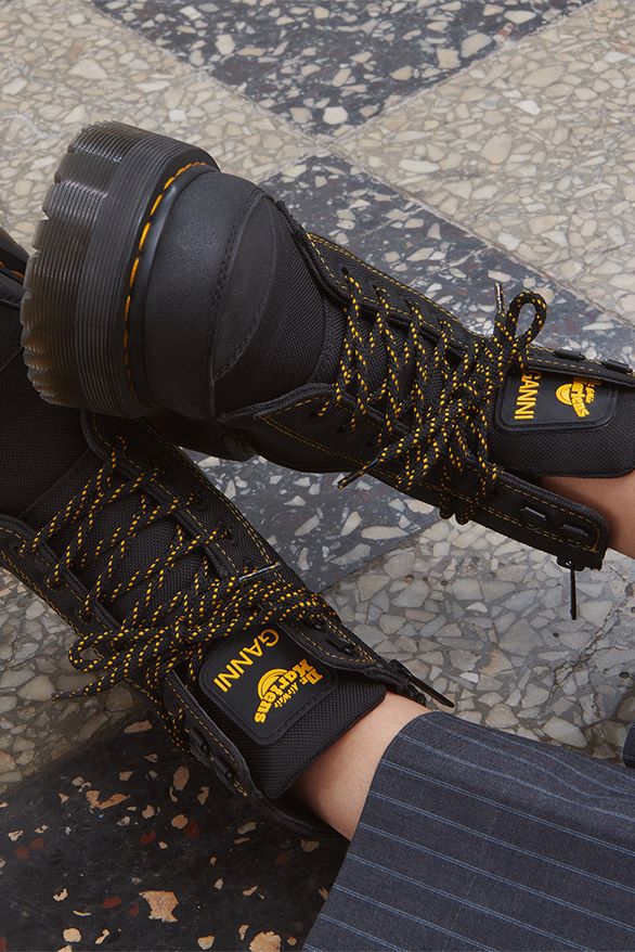 Slavne Dr Martens Jaden čizme slave 10 godina