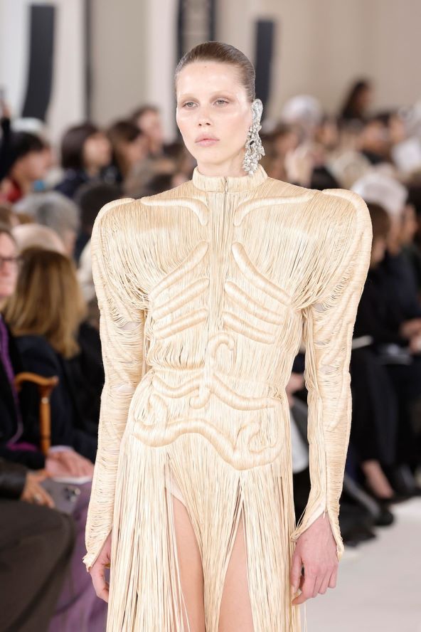 Schiaparelli u velikom stilu otvorio Tjedan vioske mode