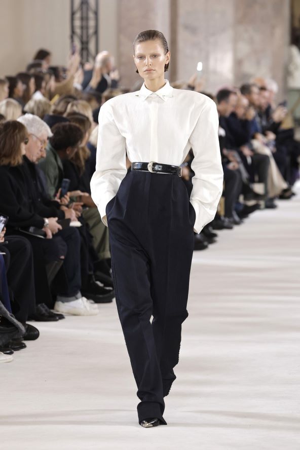 Schiaparelli u velikom stilu otvorio Tjedan vioske mode
