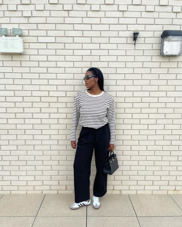 10 inspo outfita s bijelim tenisicama