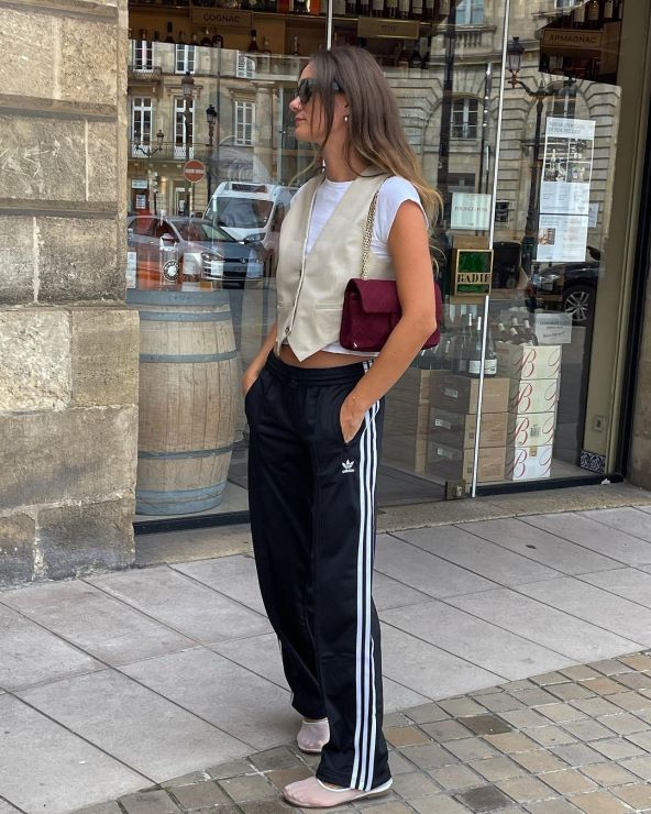 Trend adidas trenirka modne kombinacije 2024