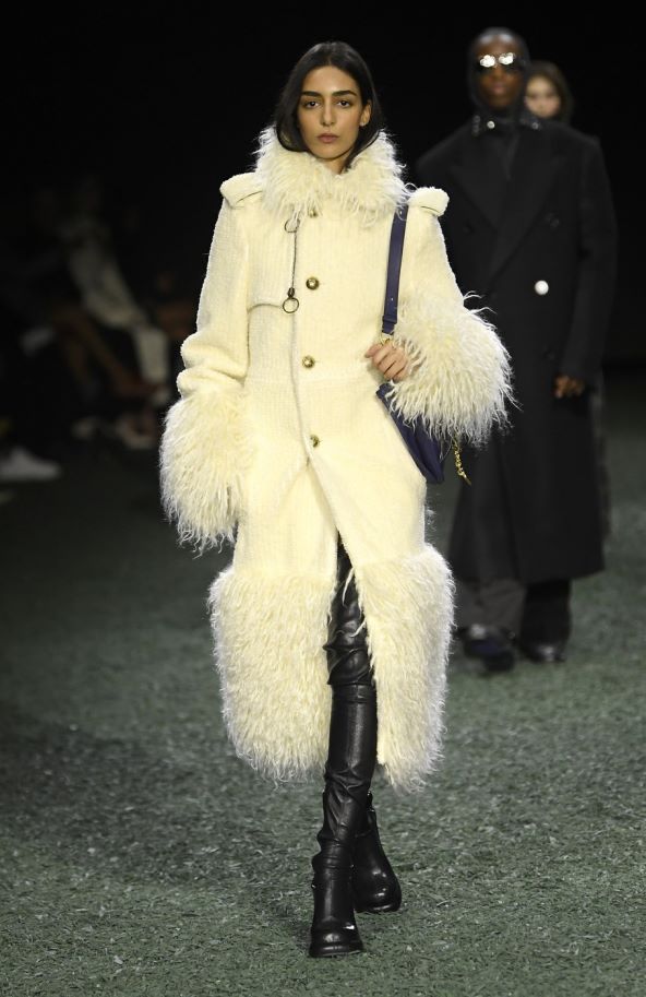 Burberry modna revija za jesen 2024 zatvorila Tjedan mode u Londonu