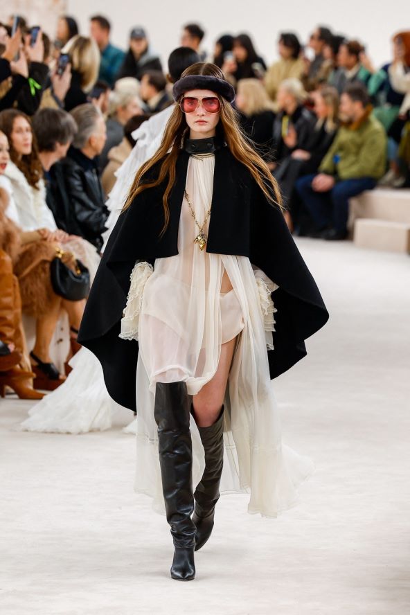 Modni debi Chemene Kamali za Chloe na Tjednu mode u Parizu