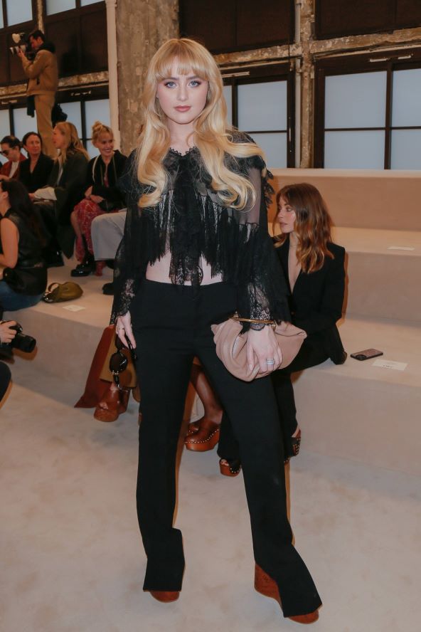 Chloe platforme i torbica s ringom su must have modni detalji