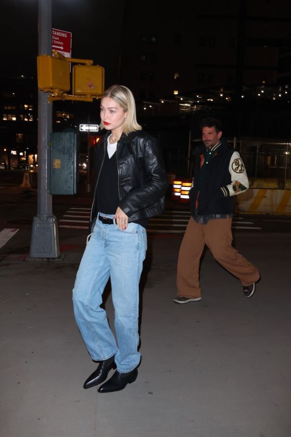 Gigi Hadid nosi odličnu crnu kožnu jaknu 
