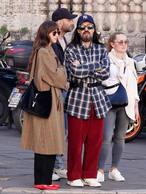 Dakota Johnson u Rimu nosila odličan street style
