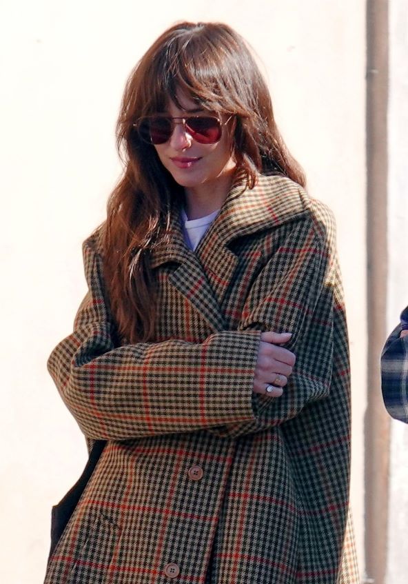 Dakota Johnson u Rimu nosila odličan street style
