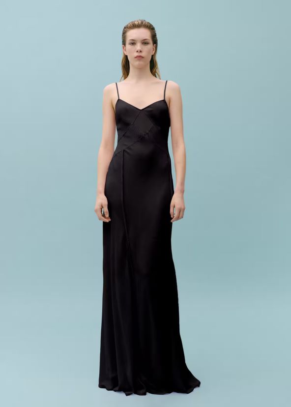 Stigla je Victoria Beckham x Mango kolekcija