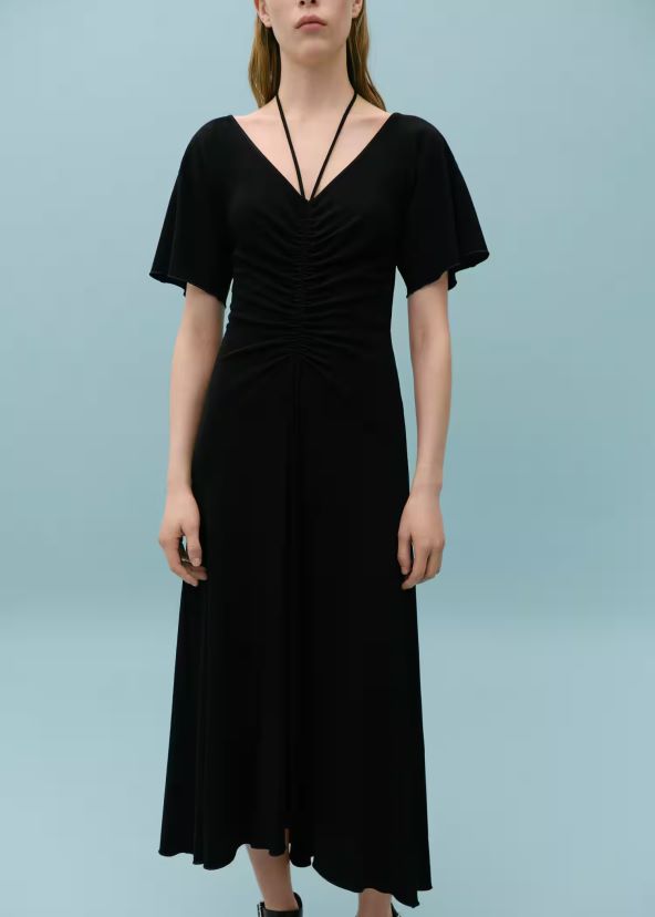 Stigla je Victoria Beckham x Mango kolekcija