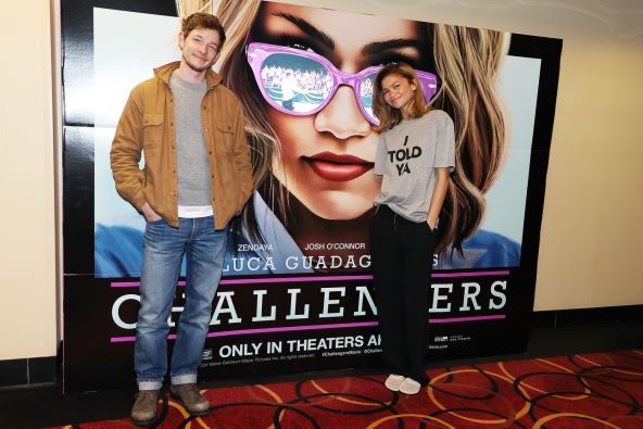 Zendaya nosi majicu s natpisom I Told Ya koju svi žele