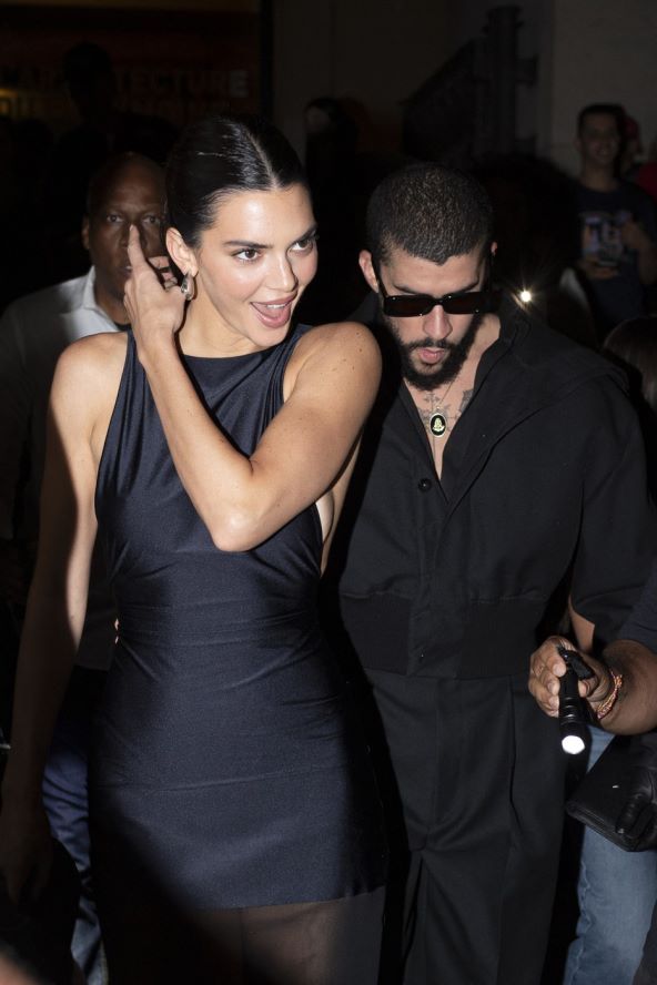 Kendall Jenner i Bad Bunny su fashion par sezone