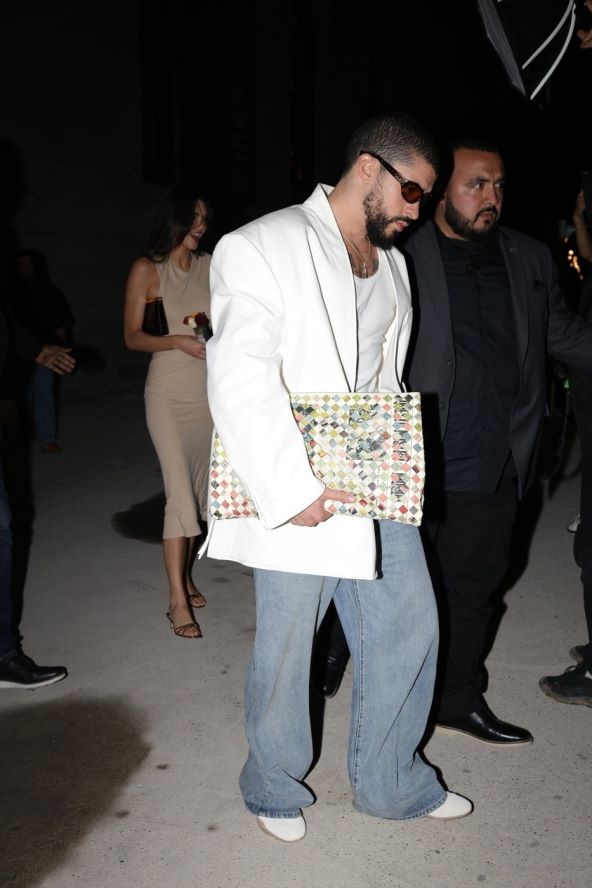 Kendall Jenner i Bad Bunny su fashion par sezone