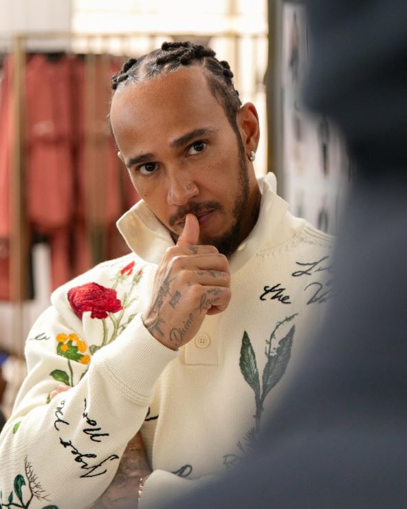 Lewis Hamilton slavni vozač Formule 1 je dizajnirao kolekciju za Dior