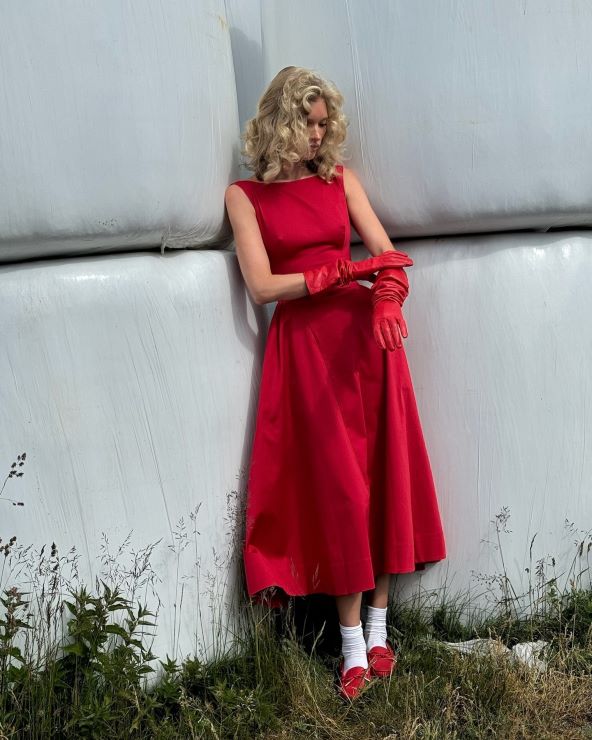 Unexpected Red Theory je TikTok modni trend koji otkriva kako nositi crvenu boju