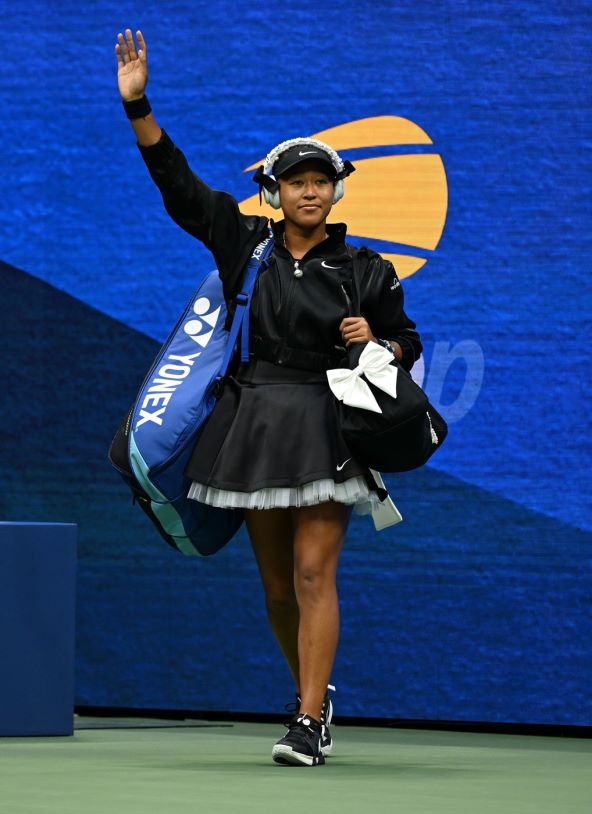 Tenisačica Naomi Osaka oduševila modom na terenima US Opena