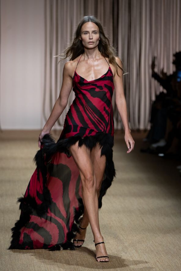 Modna kuća Roberto Cavalli održala prvu reviju nakon smrti velikog dizajnera