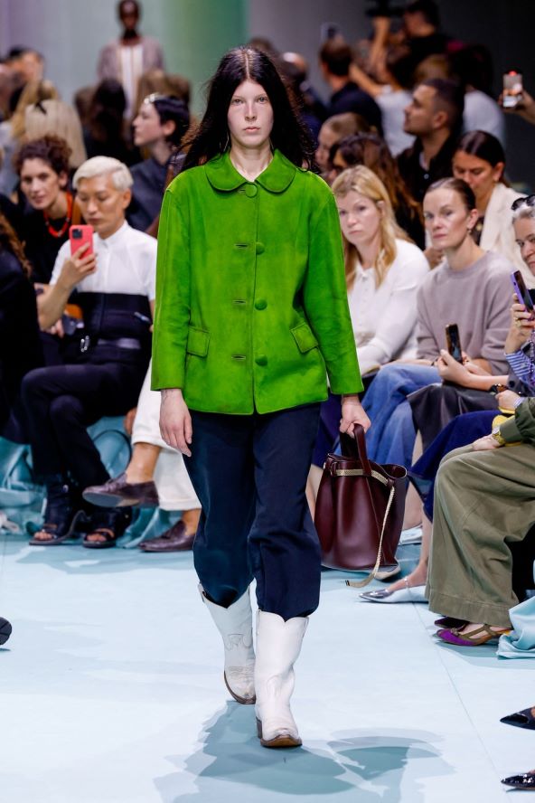 Prada održala reviju za proljeće 2025 u sklopu Tjedna mode u Milanu