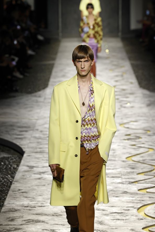 Gigi Hadid na Tjednu mode u Milanu nosila reviju za Versace