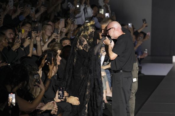 Madonna oduševila na Dolce Gabbana reviji u Milanu