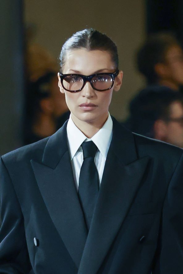 Bella Hadid se vratila na modnu pistu
