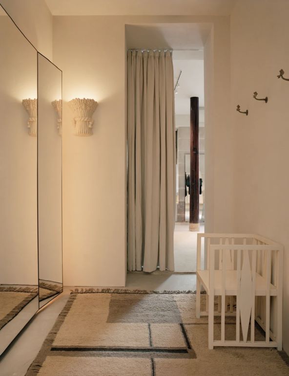 Sestre Olsen u Parizu otvorile The Row butik