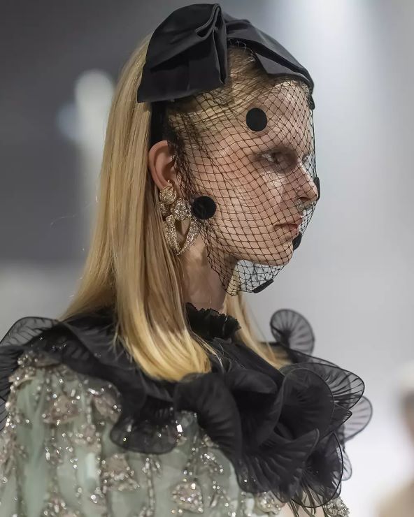 U Parizu je održan modni debi Alessandra Michelea za Valentino