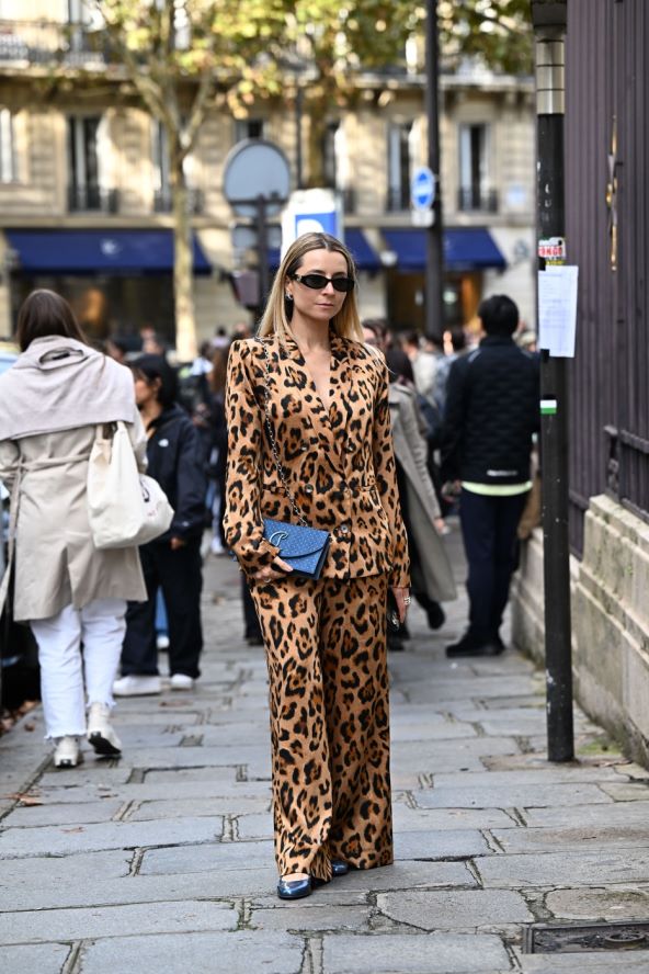 Street style mode s ulica Pariza za jesen 2024